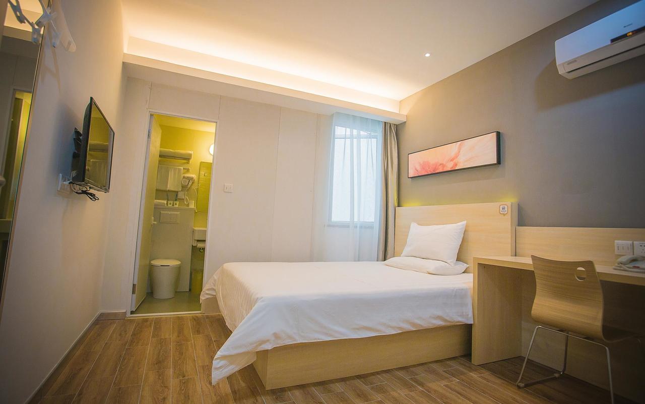 Hi Inn Kanton Exteriér fotografie
